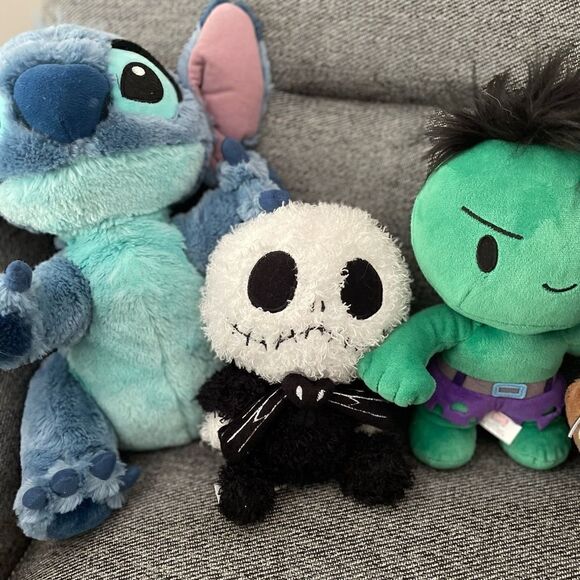 Disney / Marvel collector stuffies inc. Stitch - Picture 4 of 8